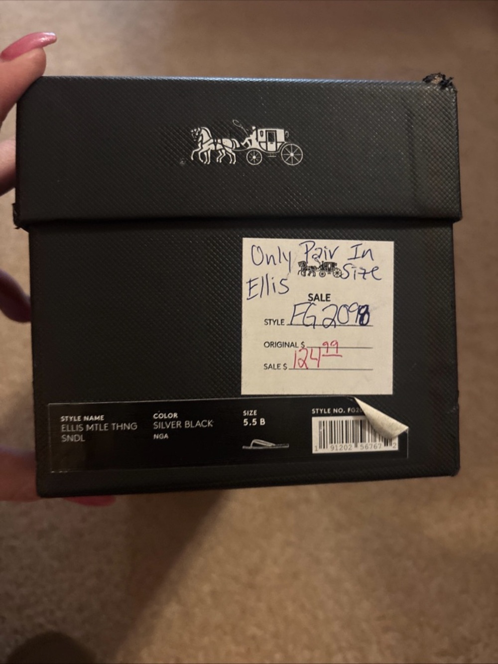 COACH Women's Silver Leather Heart-Accent Thong Sandals Ellis style FG2098 5.5B - Picture 6 of 6